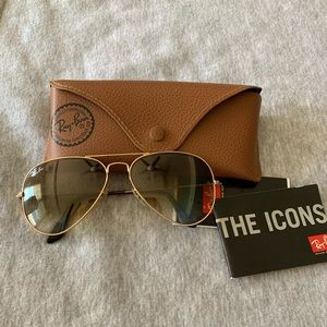 Authentic Ray Ban Sunglasses. Brown Gradient Lenses.